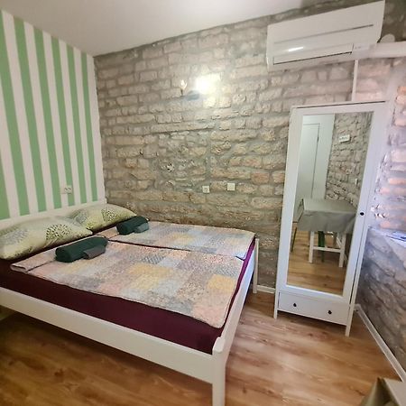 Rooms & Studio Apartments Šibenik Szoba fotó
