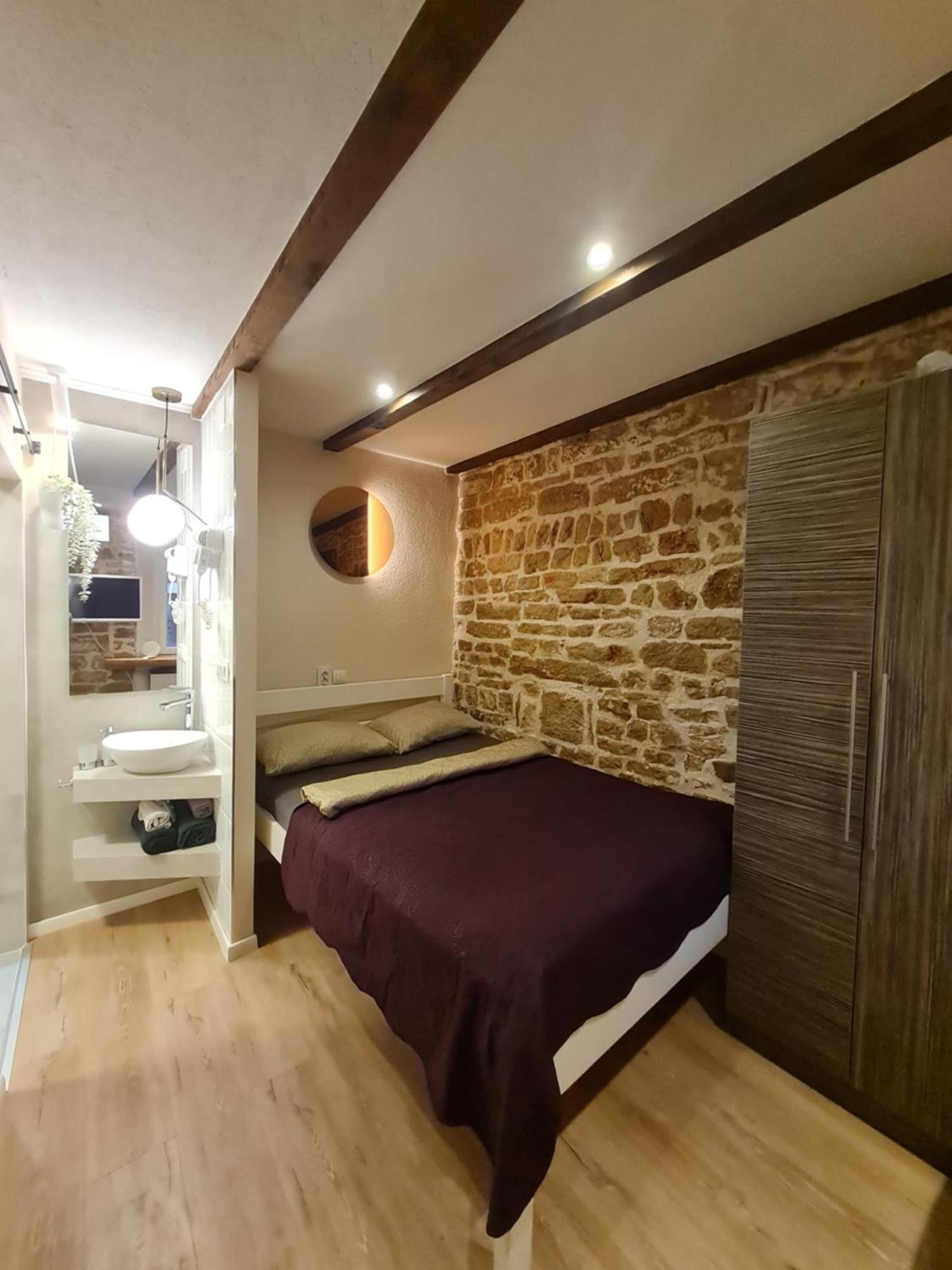 Rooms & Studio Apartments Šibenik Kültér fotó